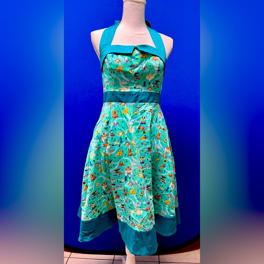 NWT Disneyland attractions/map dress